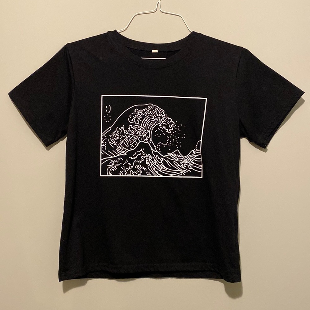 “The Great Wave off Kanagawa” Black T-Shirt (Size L)